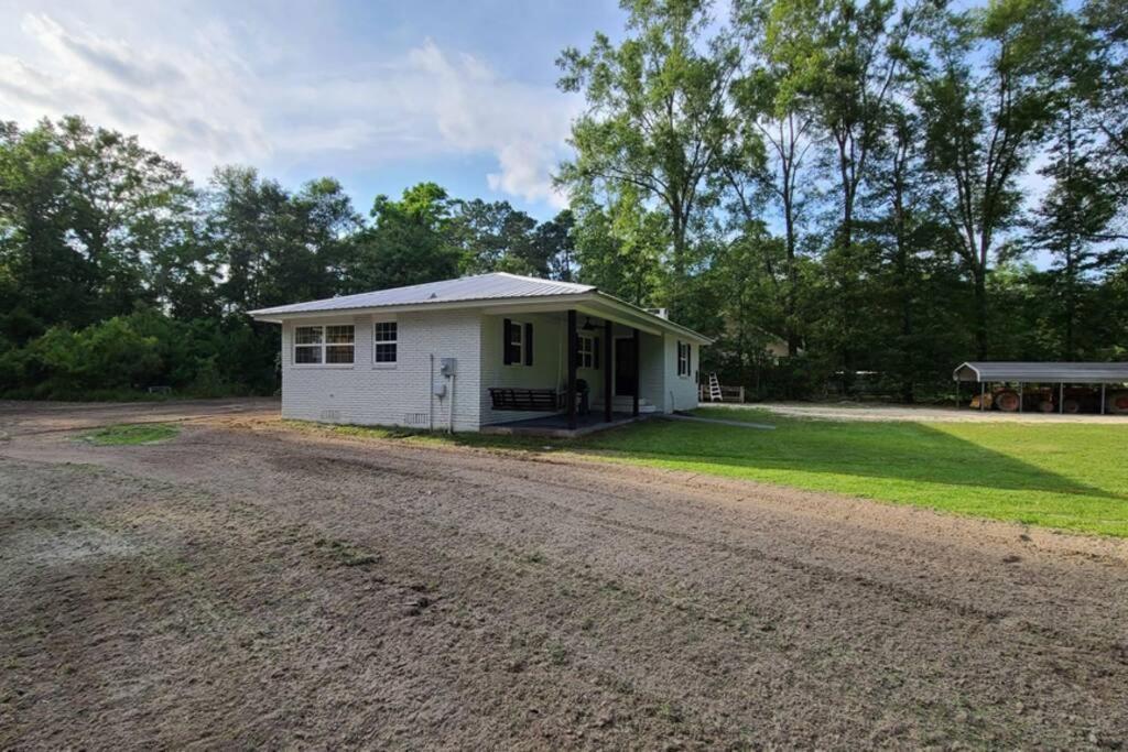 Farm House Stay With Soaking Tub And Hot Tub Barn Hammond Εξωτερικό φωτογραφία